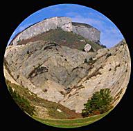 Entrez dans le site d'un gite de provence proche
                  de la petite Cse